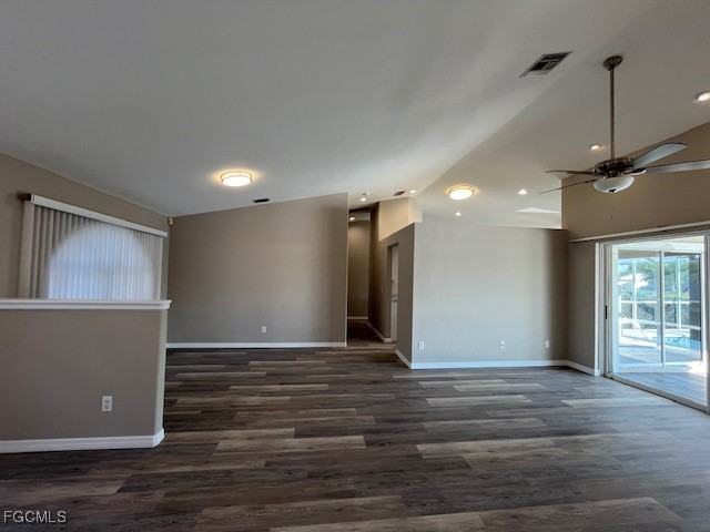 2149 Se 10th Ave #2149 - Photo 4 of 19