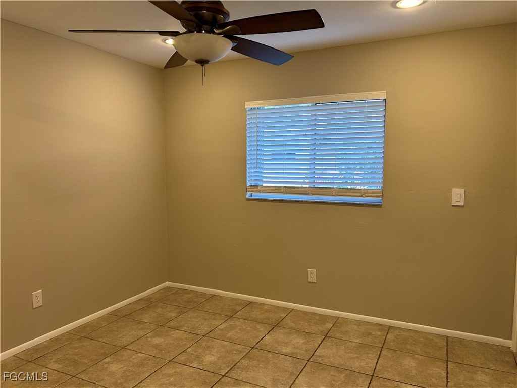 717 Se 10th Ave #717 - Photo 7 of 15