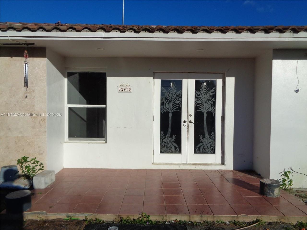 Everglades #32970-1 - Photo 2 of 43