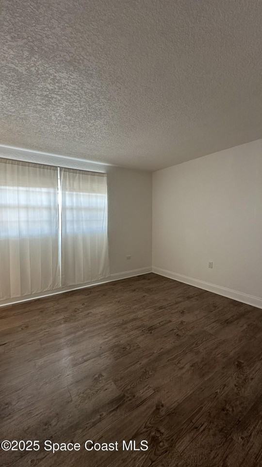 1170 S Patrick Dr #1170-10 - Photo 3 of 34