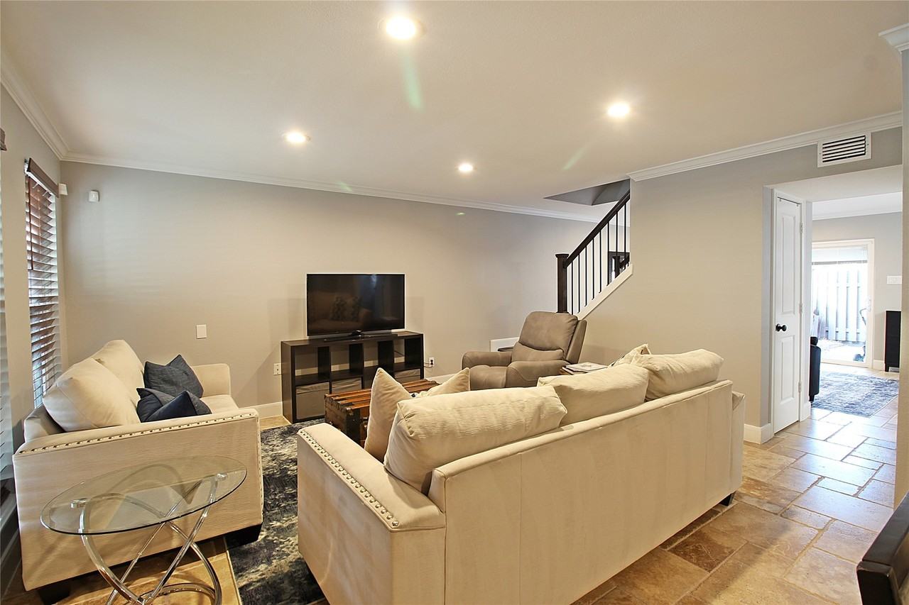 10386 Hammerly Blvd #10386-32 - Photo 4 of 23