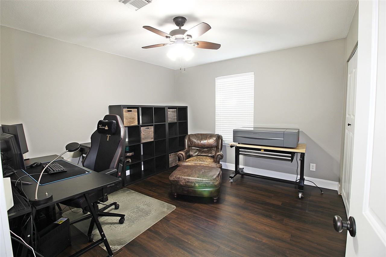 10386 Hammerly Blvd #10386-32 - Photo 7 of 23