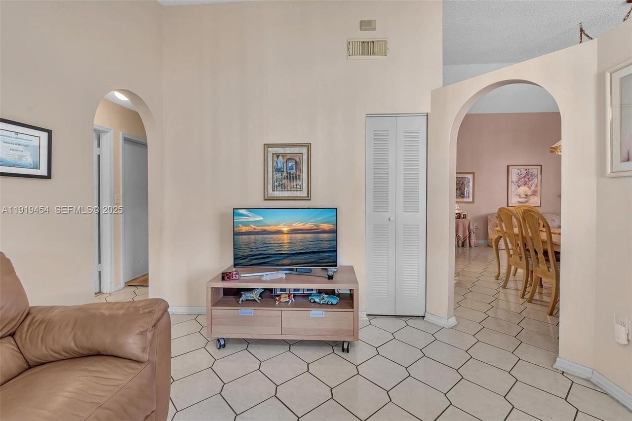 13011 Sw 80th St #13011