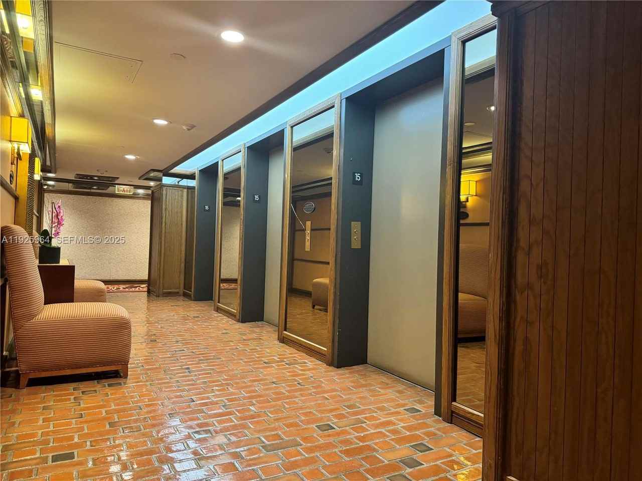 2000 Towerside Ter #2000-1905 - Photo 4 of 40