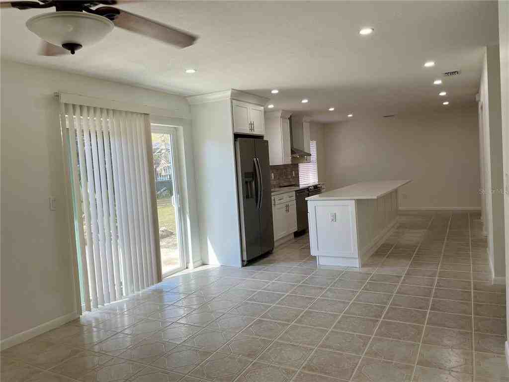 19114 Alice Cir #19114 - Photo 6 of 29