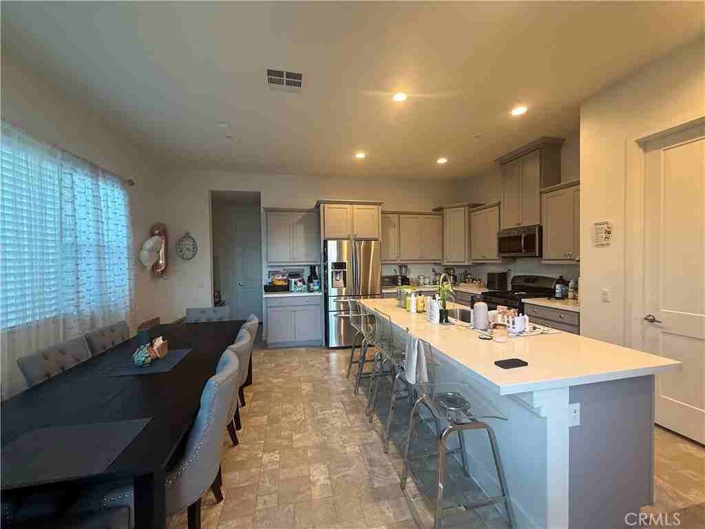 5198 Arlington Dr #5198 - Photo 3 of 10