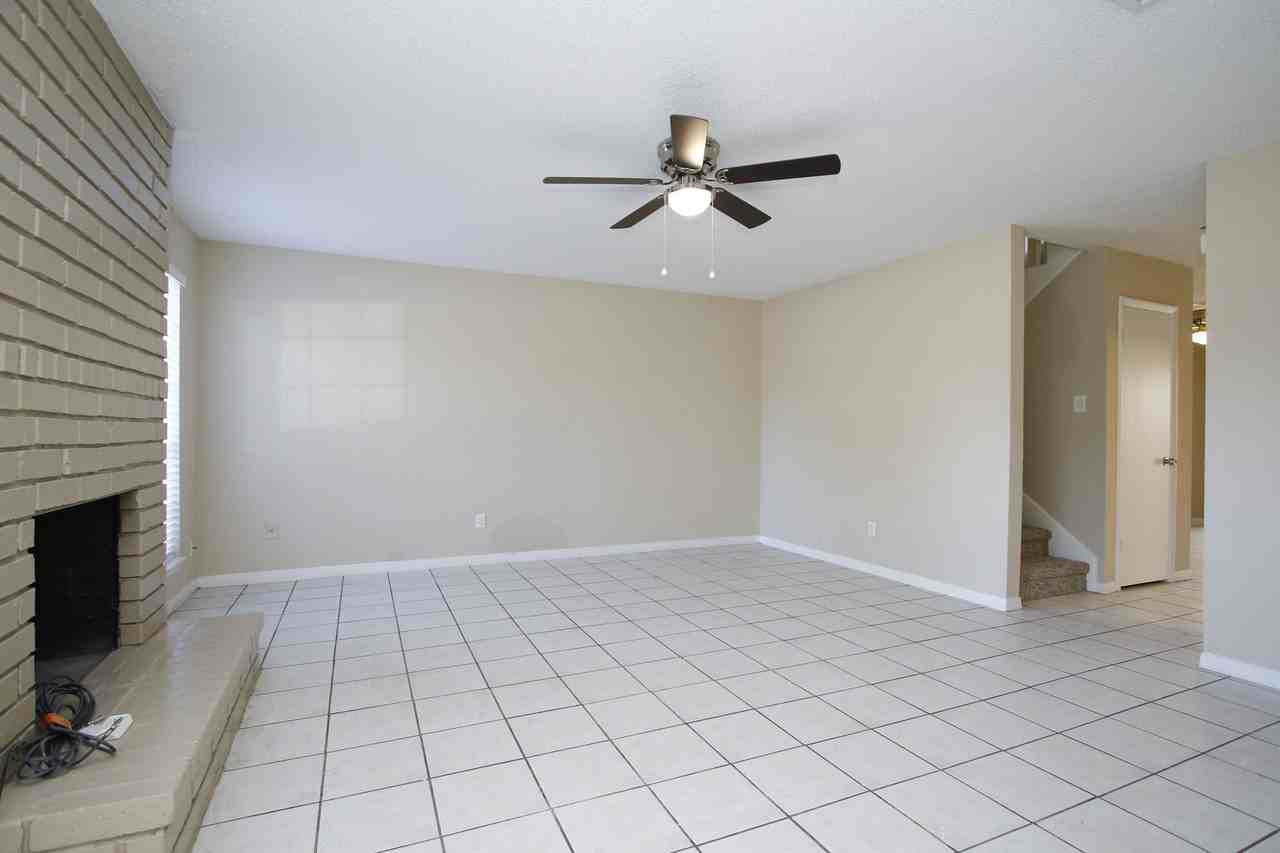 5429 10th St #5429 - Photo 2 of 41