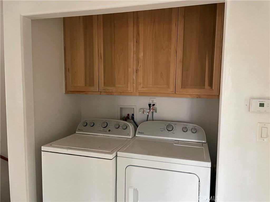 8425 Burnet Ave #8425 - Photo 7 of 26