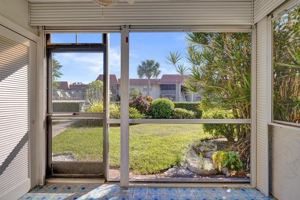 1050 Nw 13th St #1050193D - Photo 7 of 50