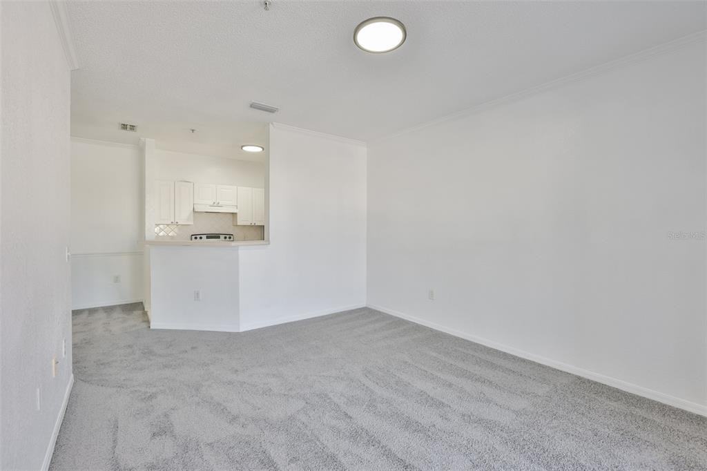 18001 Richmond Place Dr #18001 - Photo 2 of 30