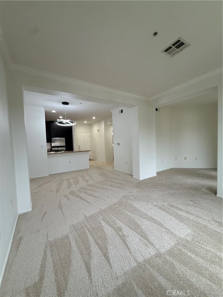 2457 Watermarke Pl #2457 - Photo 6 of 13