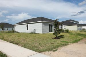 featured image of 3080 Ne 38th Ln #3080