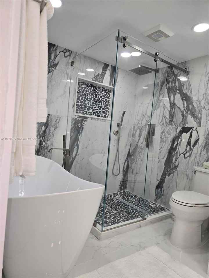 6010 S Falls Circle Dr #6010-206 - Photo 3 of 44