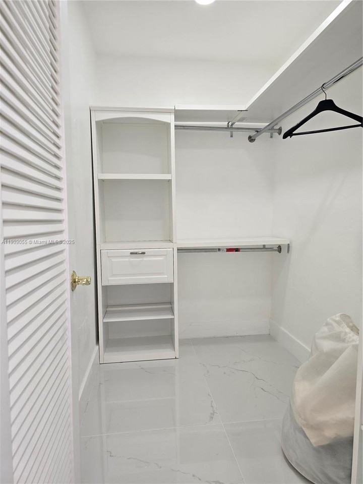 6010 S Falls Circle Dr #6010-206 - Photo 6 of 44