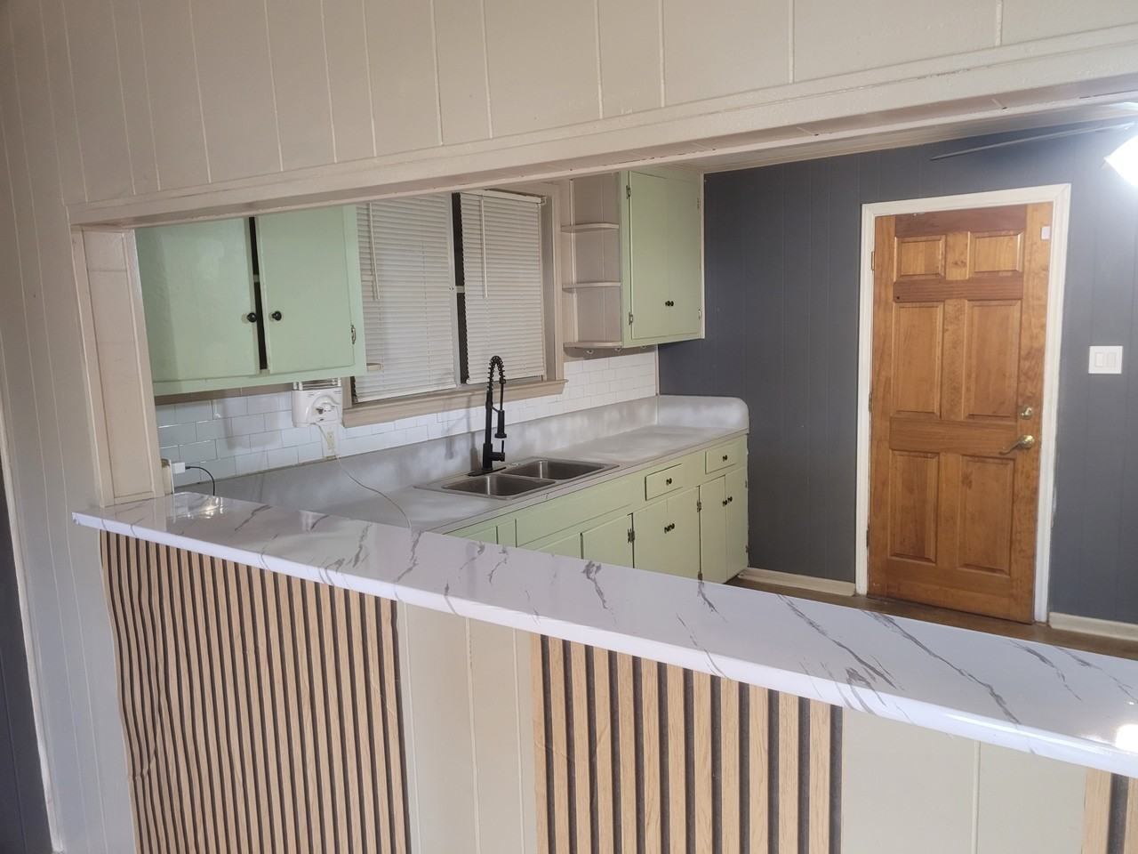 536 Devine St #NA - Photo 4 of 9