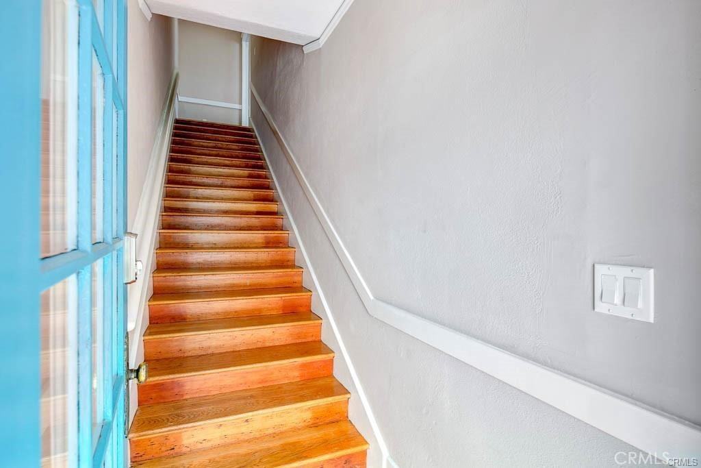 107 N Columbus Ave #1071-2 - Photo 7 of 18