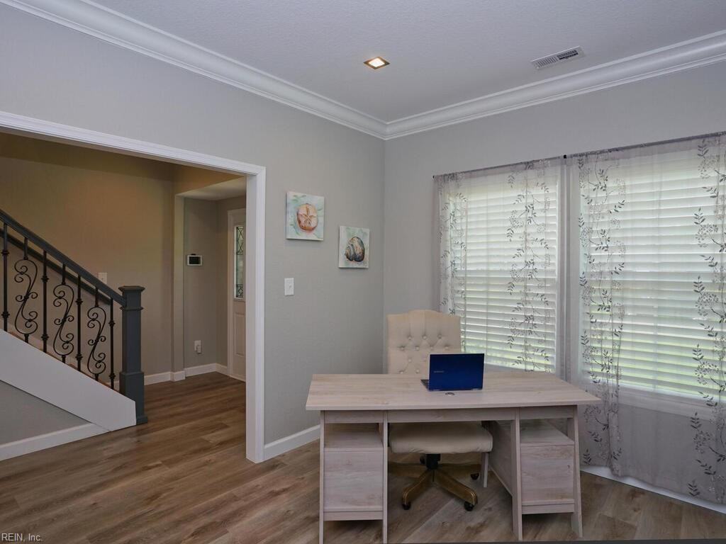 1849 Steve Ln #1 - Photo 5 of 35