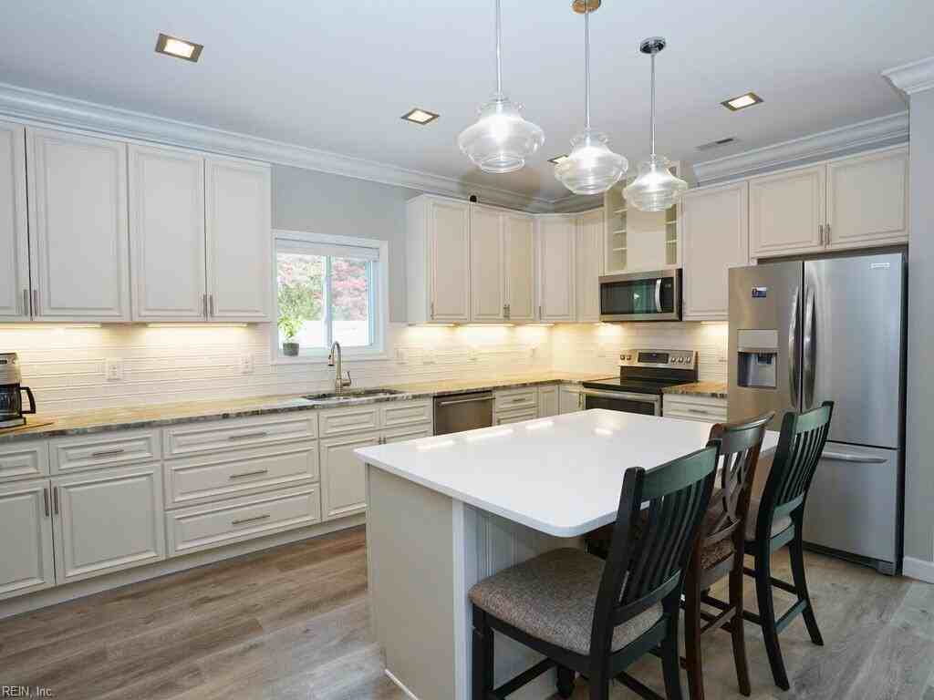 1849 Steve Ln #1 - Photo 7 of 35