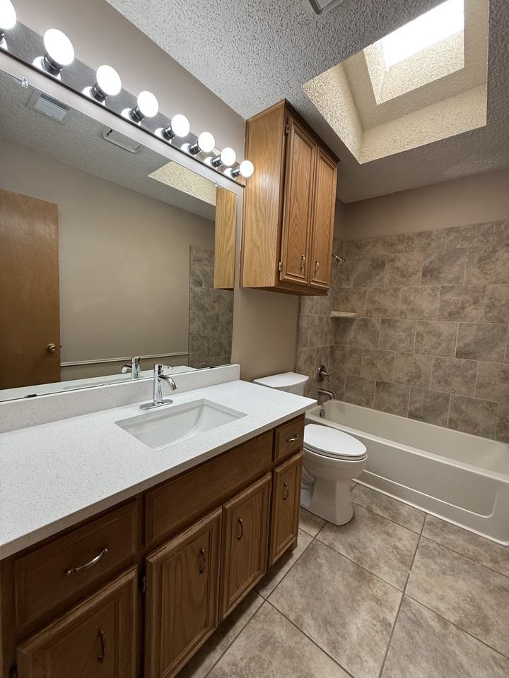 2207 93rd St #1 - Photo 5 of 19