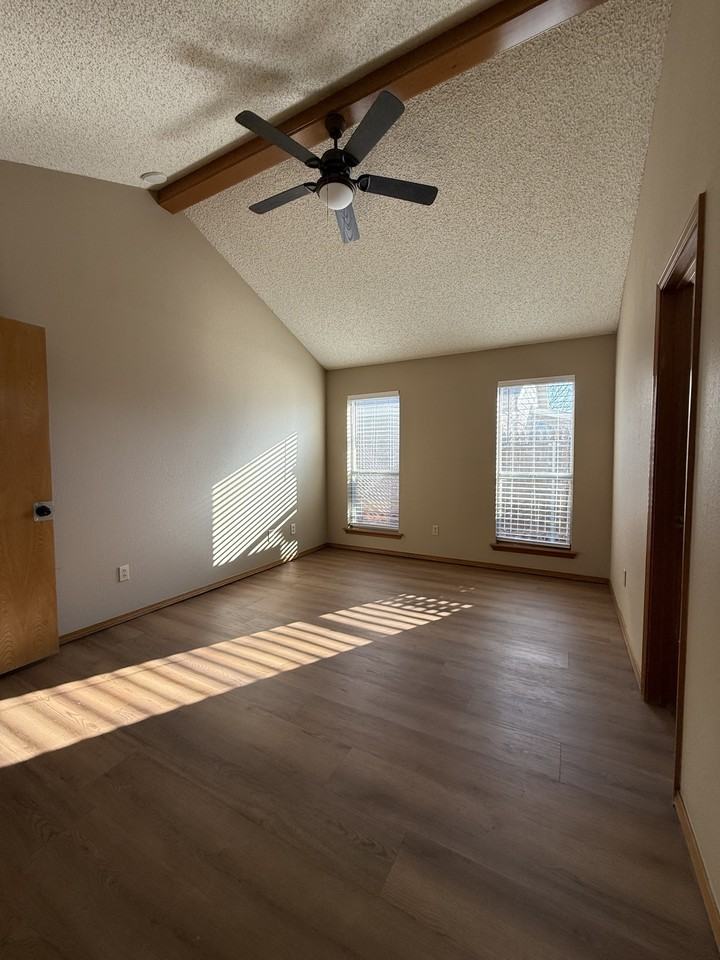 2207 93rd St #1 - Photo 7 of 19