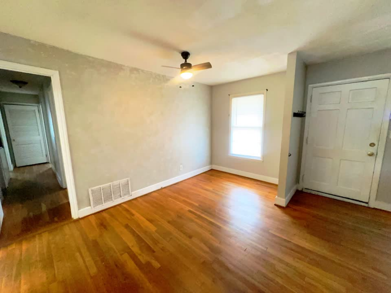 607 Parker Mathis Dr #1 - Photo 4 of 29