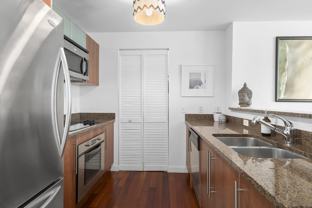 300 S Biscayne Blvd - Photo 1 of 1