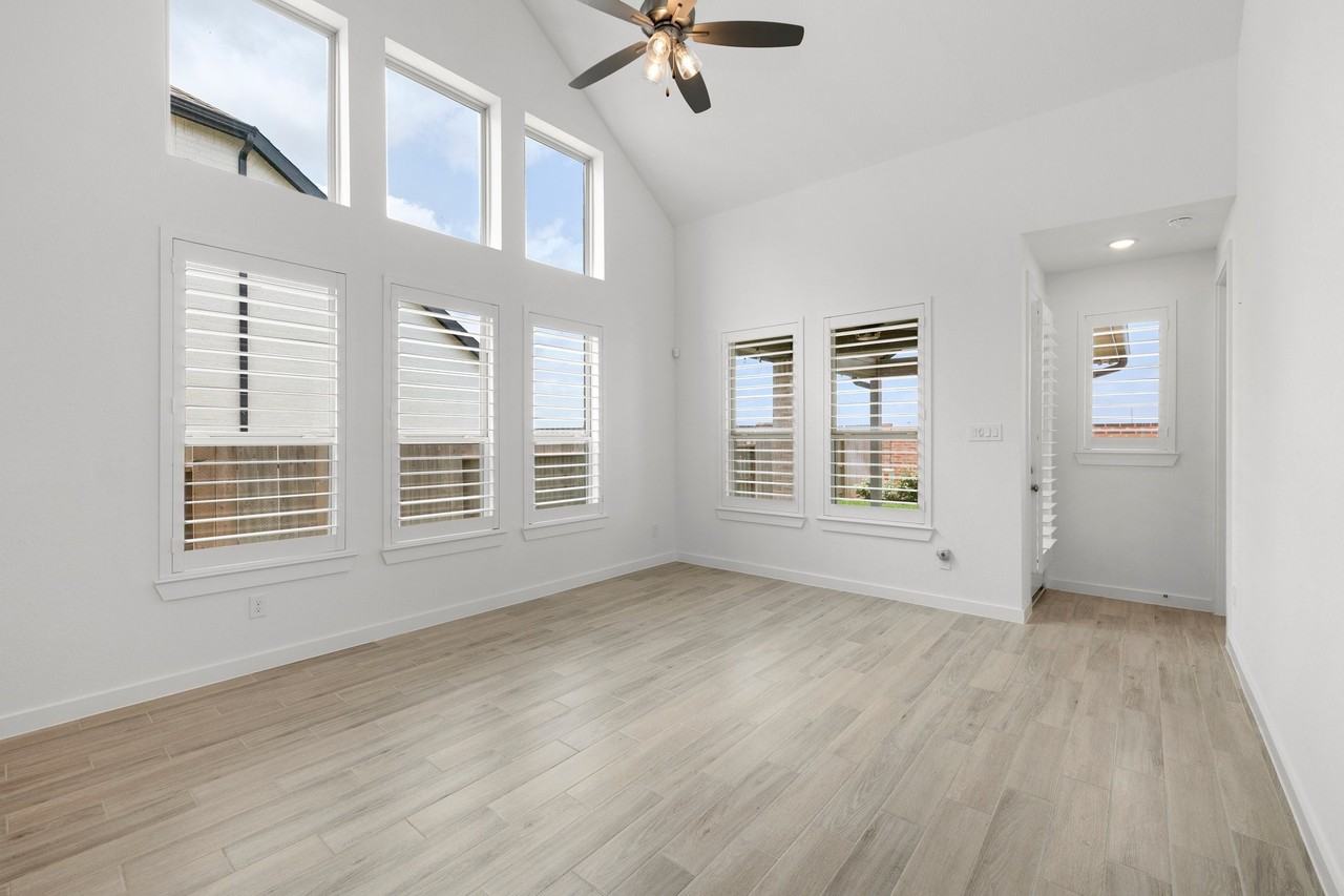 997 Newport Creek Dr #997 - Photo 6 of 30