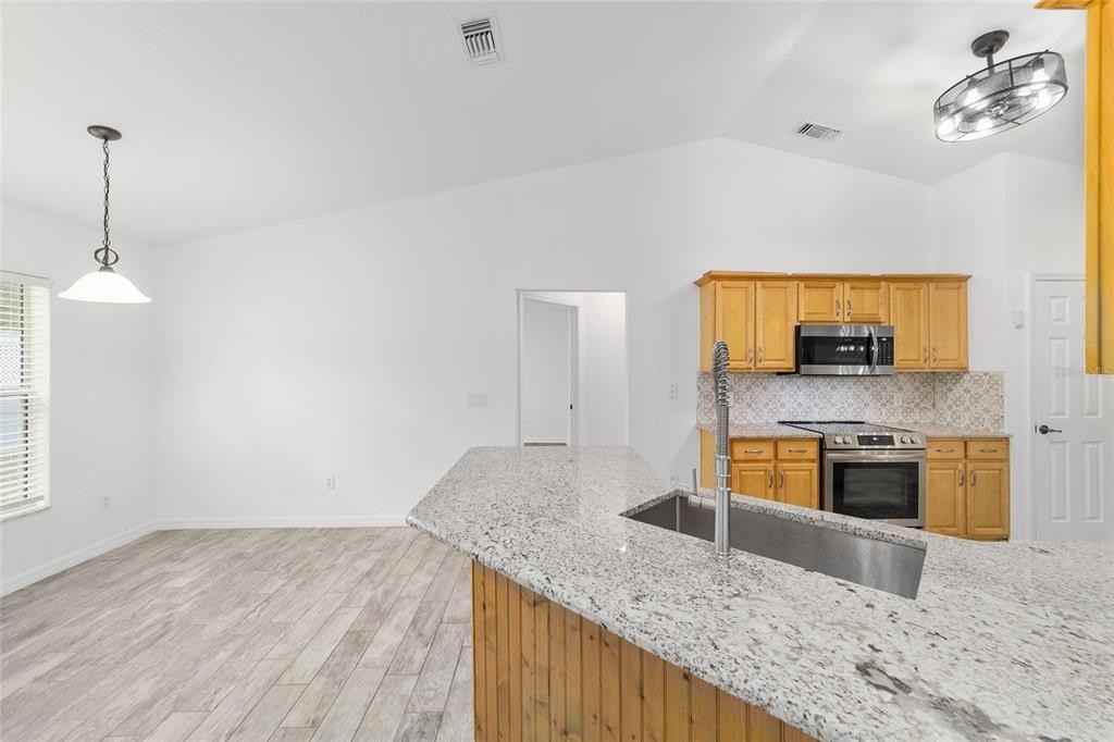 13688 Sw 113th Ln #13688 - Photo 6 of 50