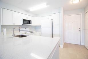 14036 Fairway Island Dr - Photo 1 of 1