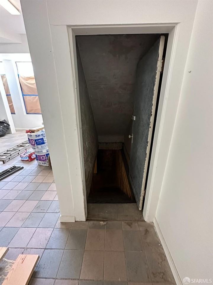 3572 20th St #3572 - Photo 4 of 17