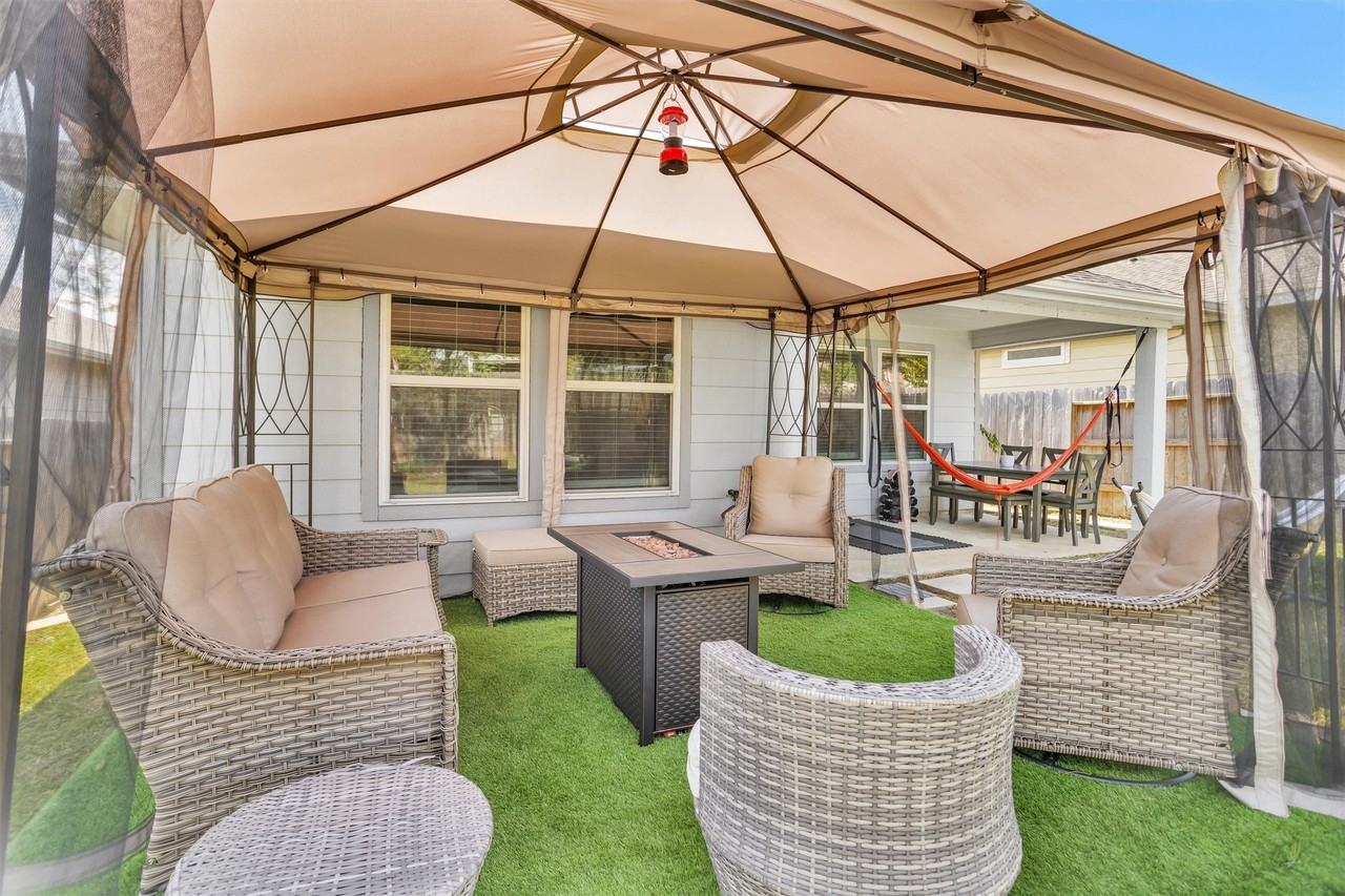 18544 Meadow Point Ln #18544 - Photo 7 of 37