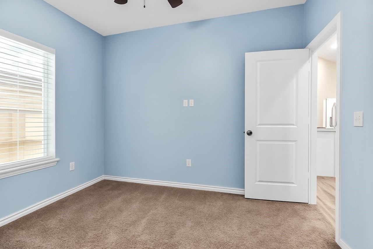 286 Westchase #286 - Photo 6 of 29