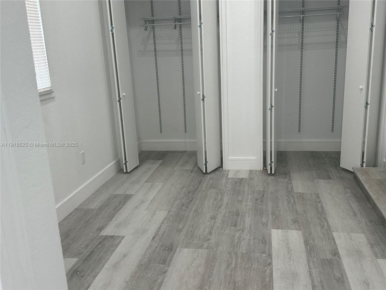 1308 Nw 13th Ct #1308 - Photo 3 of 44