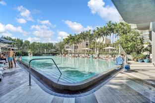 121 Ne 34th St - Photo 1 of 1