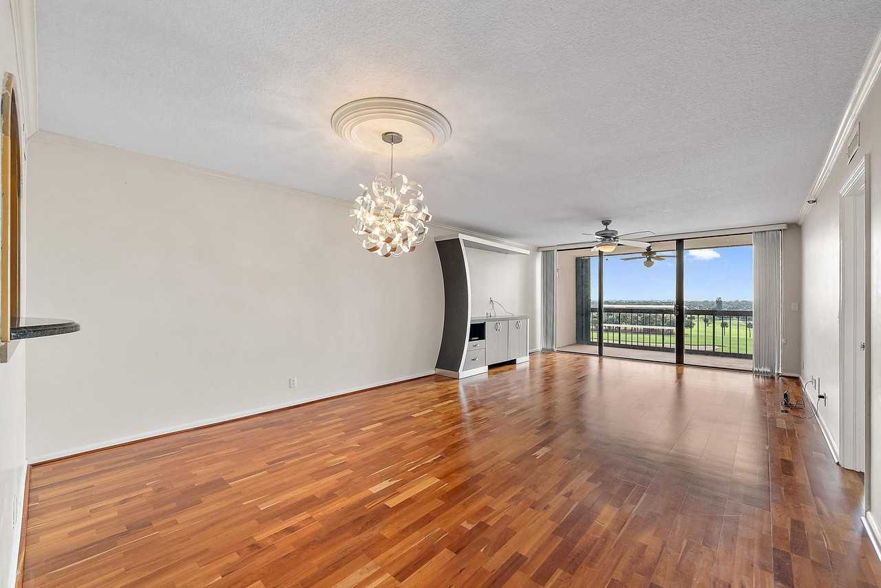 356 Golfview Rd #356-805 - Photo 5 of 26