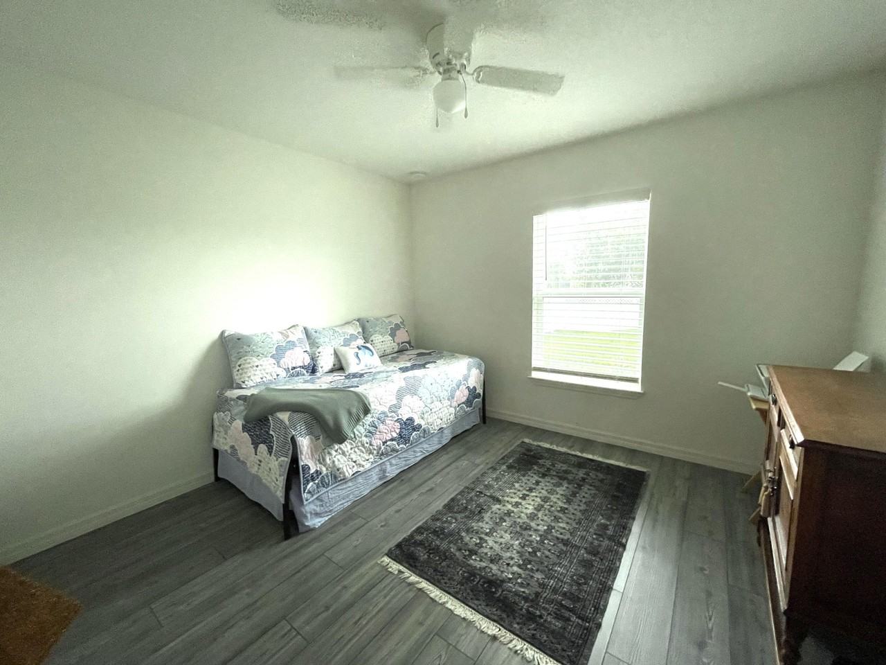 714 Davidson St Se #714 - Photo 4 of 38