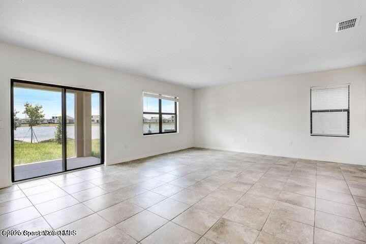 1924 Capital Dr Se #1924 - Photo 3 of 16