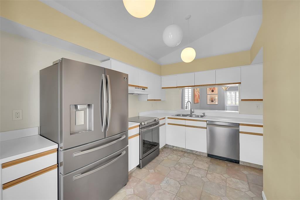 5307 Buckhead Cir #5307-203 - Photo 5 of 34