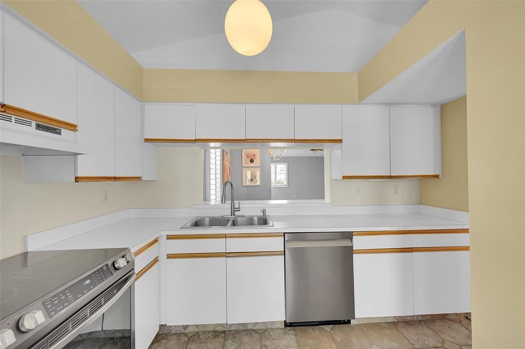 5307 Buckhead Cir #5307-203 - Photo 6 of 34