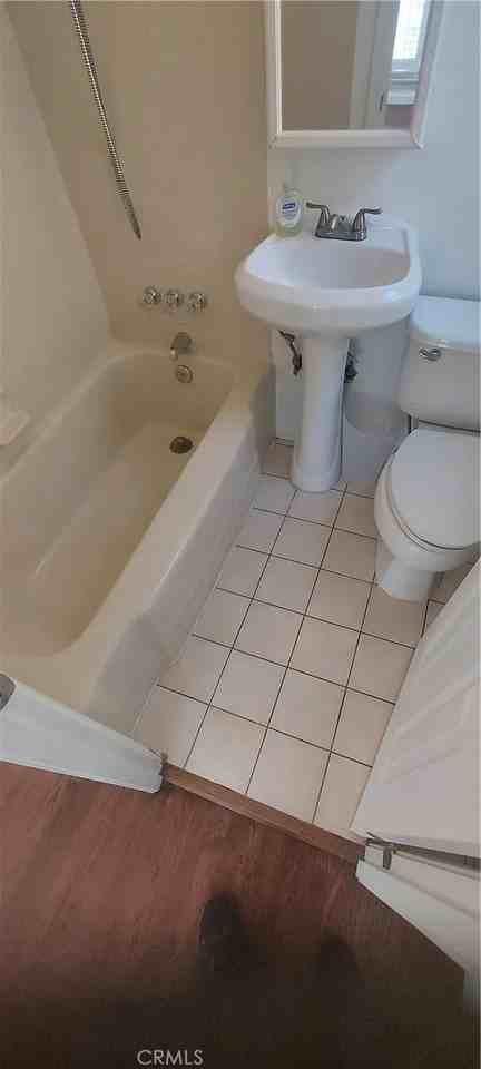 2818 S Bronson Ave #2818B - Photo 3 of 13