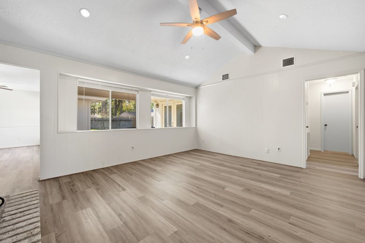 25407 Lancewood Dr #25407 - Photo 4 of 22