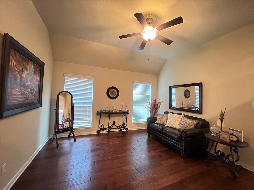 2515 Warkworth Ln #2515 - Photo 4 of 16