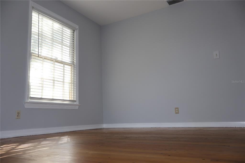 3017 W Euclid Ave #3017 - Photo 3 of 50