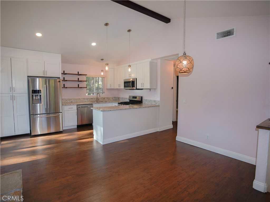 810 W Victoria Ct #810 - Photo 6 of 24