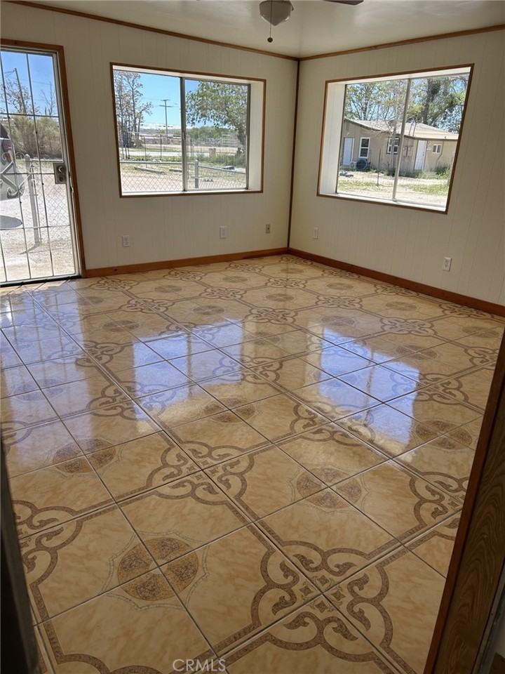 19306 National Trails Hwy #19306 - Photo 3 of 11