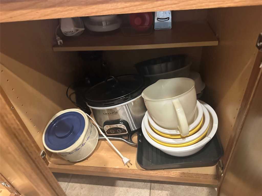 340 Portsmouth Dr #340 - Photo 7 of 17