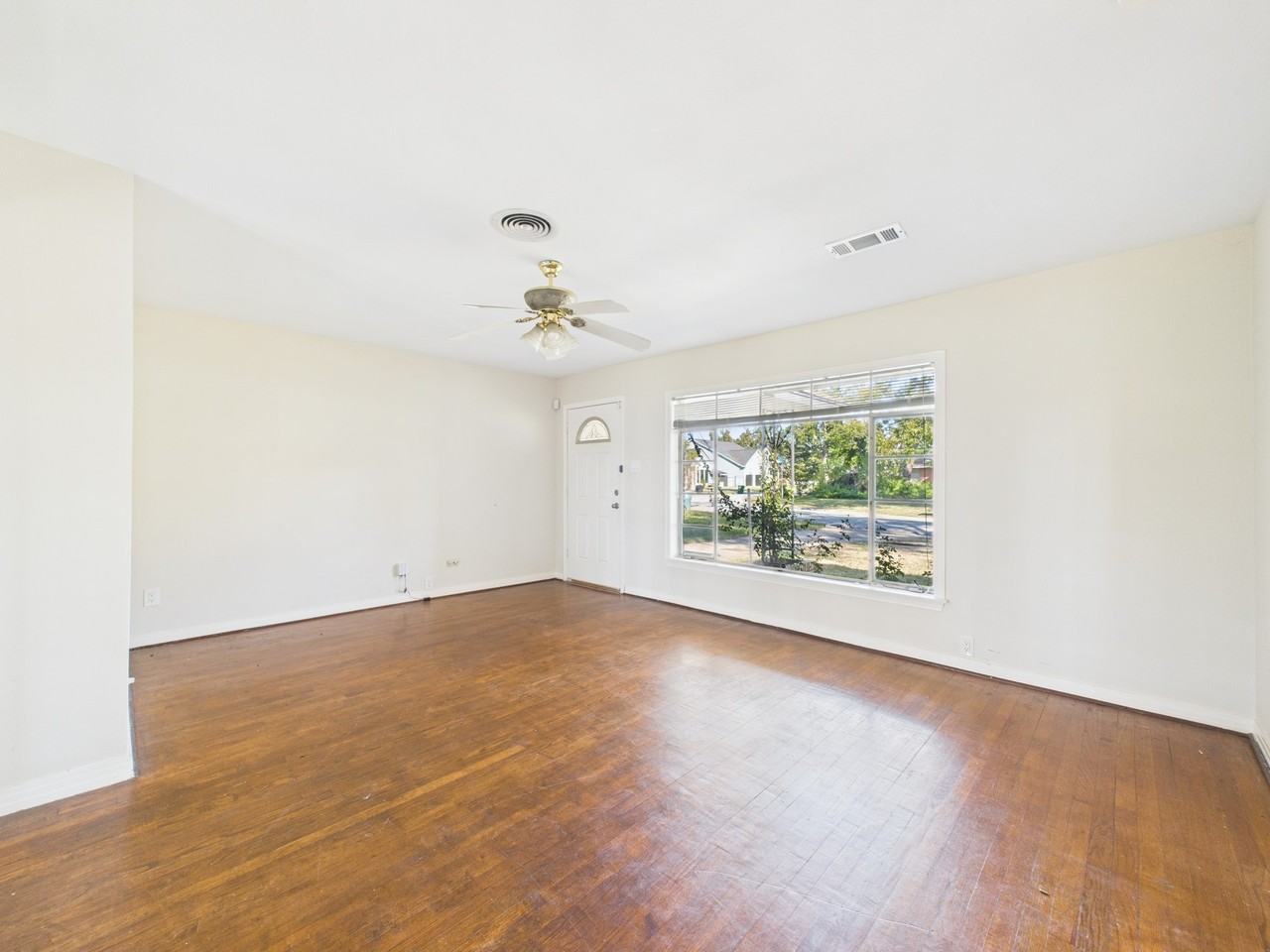 3035 Guese Rd #3035 - Photo 4 of 20