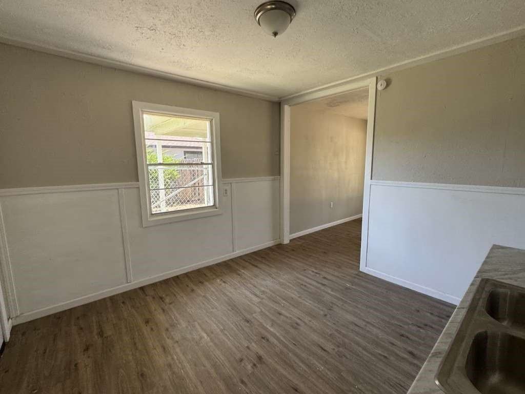 904 E Stanford St #904 - Photo 2 of 19