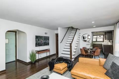 947 8th Ave Ne #NA - Photo 5 of 19