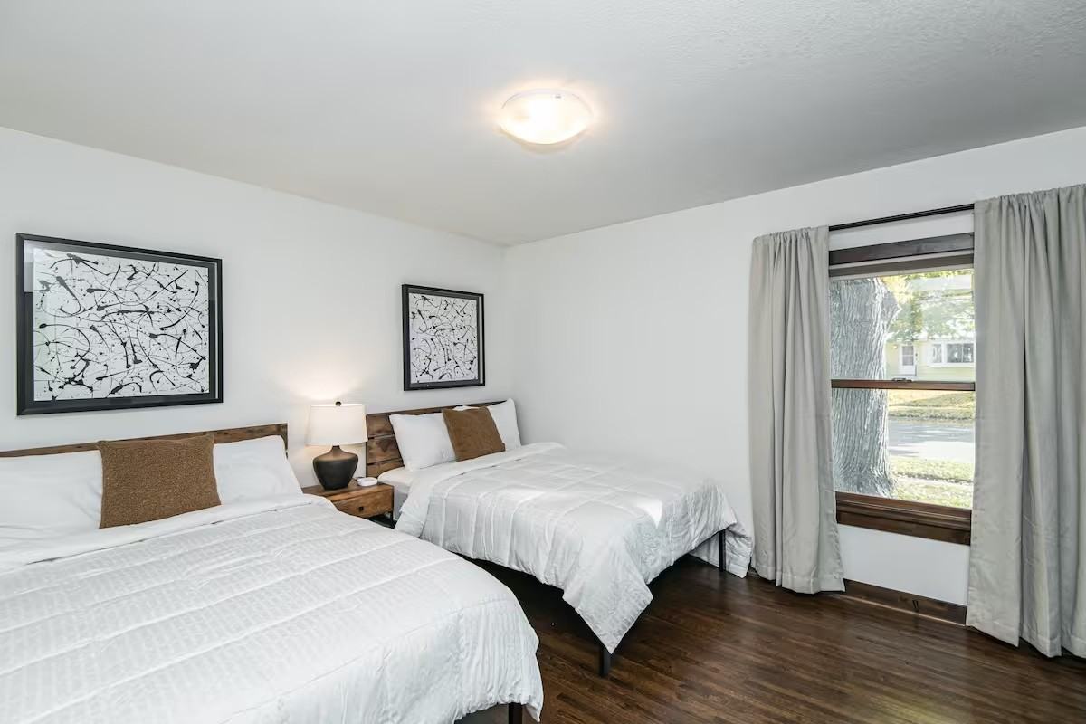 947 8th Ave Ne #NA - Photo 6 of 19